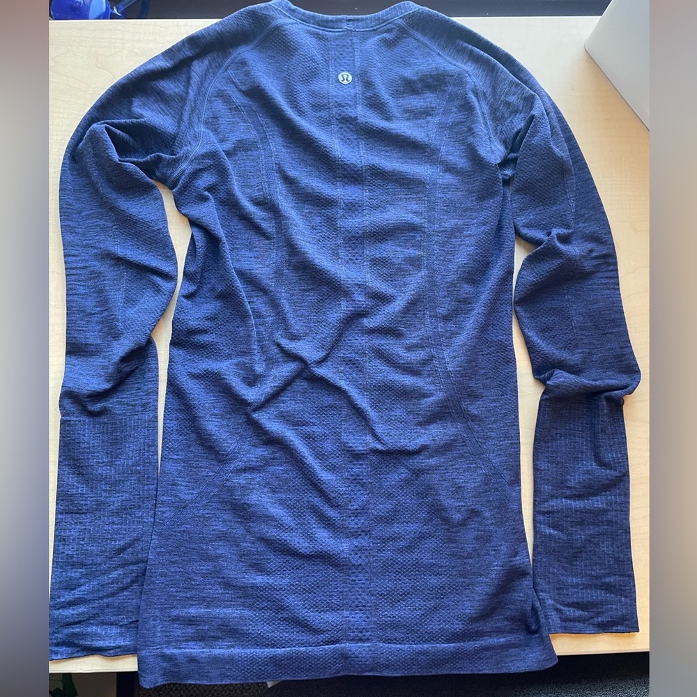 Lululemon swiftly tech long sleeve